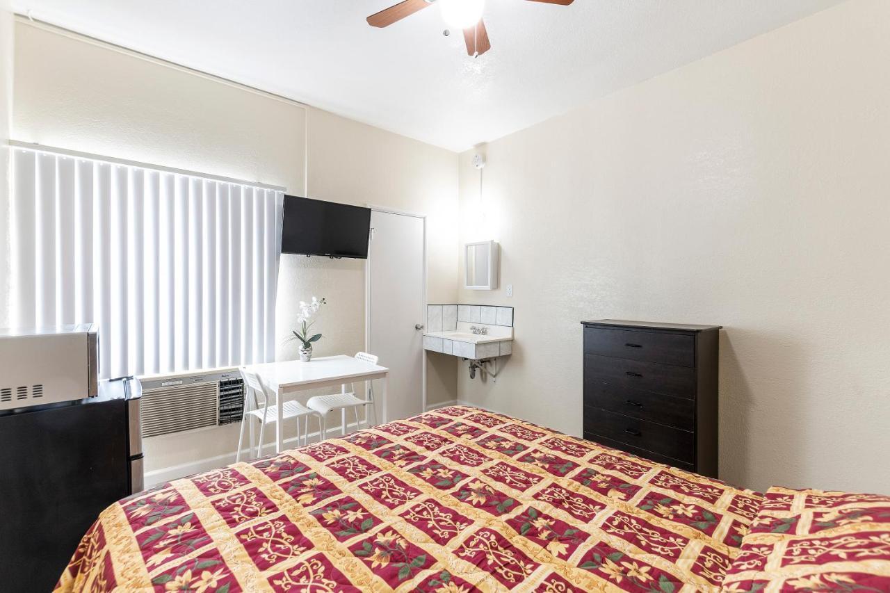 Pride Hotel Commerce Kültér fotó